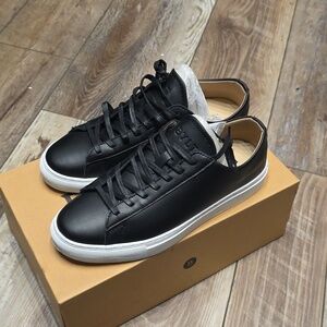 Brand New w/Original Box BYLT Premium Basics "EVERYDAY 2" Shoes in Black & White